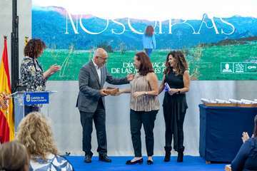 El Cabildo rinde homenaje a 21 mujeres profesionales del sector primario grancanario por el Día Internacional de la Mujer Rural/TA.